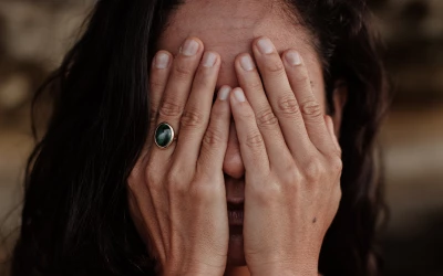 Kárelhárításban a kozmetikusok