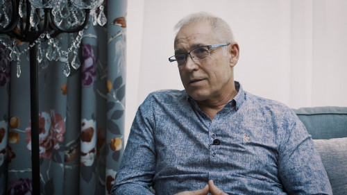 A mellfelvarrás lehetőségei - interjú Dr. Karvász Tamással