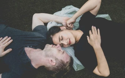 Természetes vagy plasztikázott? - gondolatok a műmellekről